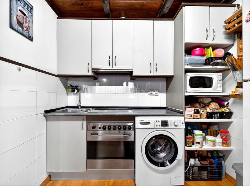 Foto ce2b10f0-5ada-4f86-aefb-c731d0ab4016. Piso vivienda en venta Almendrales, en Almendrales Madrid