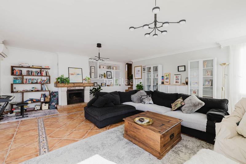 Foto 66a62026-84e2-4412-bac5-726017cdc083. Casa amb calefacció piscina a El Candado Málaga