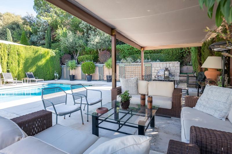 Foto 0cd4a381-3e00-49f4-b4b6-1ddf2def89df. Maison avec chauffage piscine dans Fuentelarreina Madrid