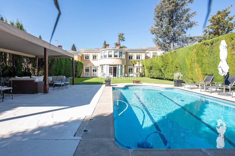 Foto 6723858a-3c14-480b-b3ec-232212ecaedb. Maison avec chauffage piscine dans Fuentelarreina Madrid