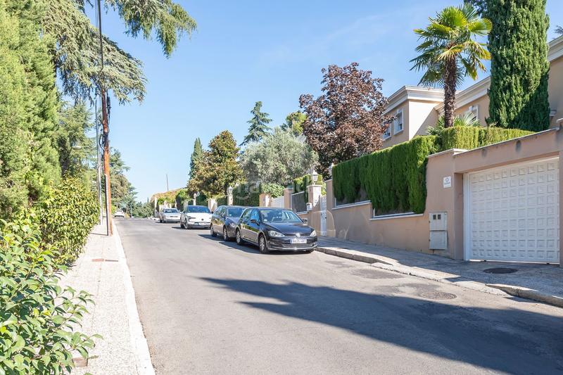 Foto e1b4405b-12ac-45e8-a142-3b6e44d2b96f. Maison avec chauffage piscine dans Fuentelarreina Madrid