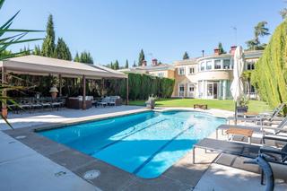 Casa en Fuentelarreina. Chalet independiente en venta  puerta de hierro, madrid