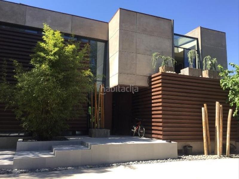 Foto 1b137591-35f8-41f4-bfc1-1267a1fee6fe. Rent house with pool in Valdemarín Madrid