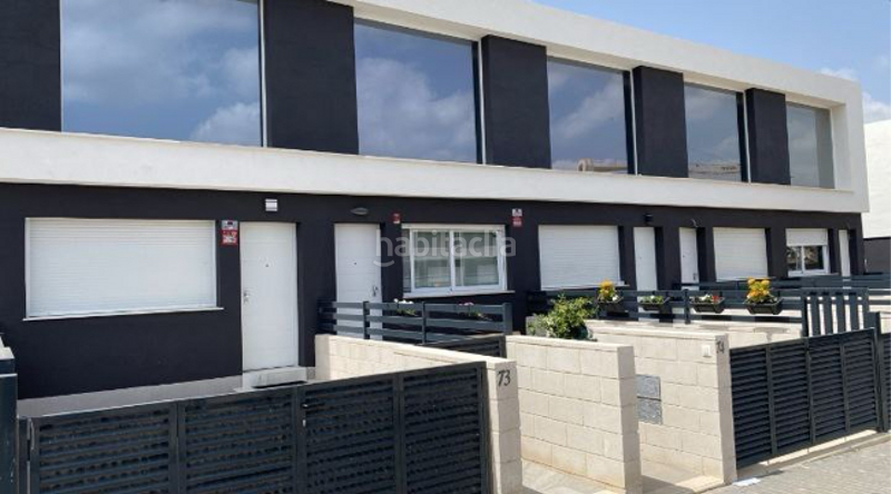 Foto e947c613-2970-4f6a-8f72-83ebd7b10bbe. Casa adossada amb calefacció piscina a Monte y Mar Santa Pola