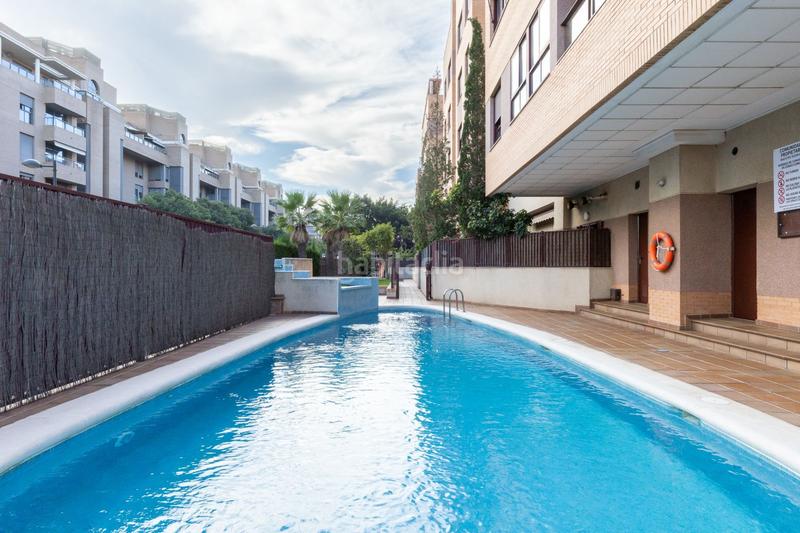 Foto c38f810e-c6d7-4252-9807-5a841f5cec17. Àtic amb calefacció piscina a Sant Pau Valencia