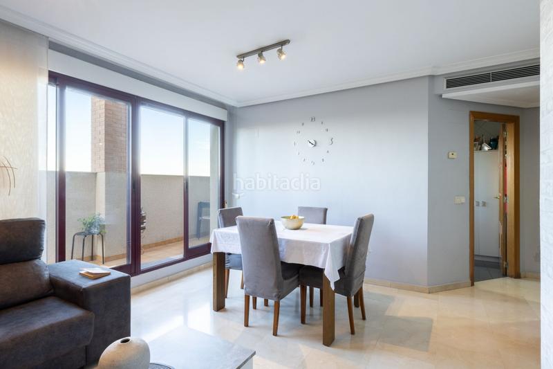 Foto cf426509-f310-4159-b740-2c4a8ad04345. Àtic amb calefacció piscina a Sant Pau Valencia