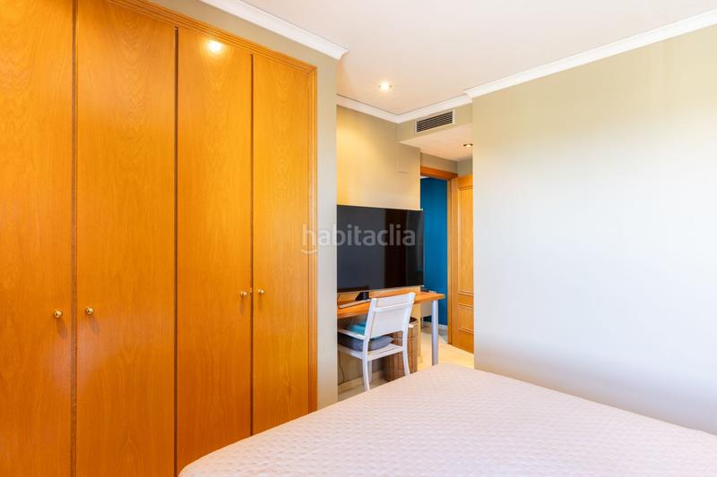 Foto f5b803cb-08fe-4c3f-acbc-85798f7f804b. Àtic amb calefacció piscina a Sant Pau Valencia