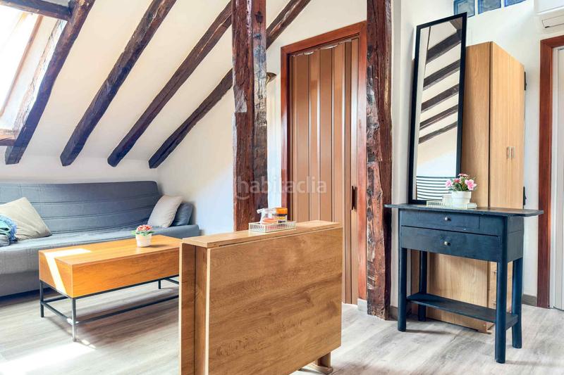 Foto 75da2ef2-055b-46ab-9e1e-70df37097682. Attique dans Universidad-Malasaña Madrid