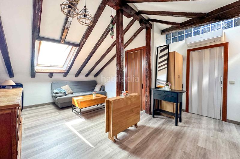 Foto d9a30249-207e-43b9-a747-0ea68e3ea0f2. Attique dans Universidad-Malasaña Madrid