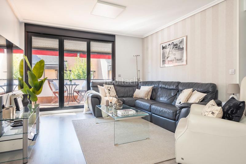 Foto 20152615-4e4d-4afd-b1a5-7583e6fd6846. Appartamento con riscaldamento piscina in Corralejos-Campo de las Naciones Madrid