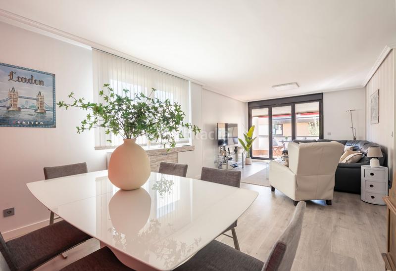 Foto e5f8136e-f7ea-41af-8692-4315b2336644. Appartamento con riscaldamento piscina in Corralejos-Campo de las Naciones Madrid