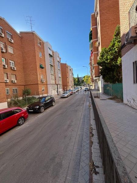 Foto 41fdadcd-7c68-4759-b541-98571bada92a. Locale commerciale in Palomeras Sureste Madrid