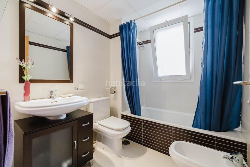 Foto 8bf382a2-105b-49a0-9e65-2222079dfcd7. Ático  en venta en El Pinillo Torremolinos