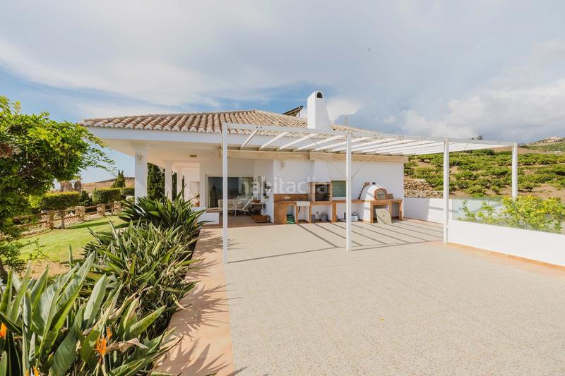 Foto 59b50287-142e-43f1-9ecc-8d2b481f4963. Casa  en venta , málaga en Urbanización Santa Rosa Torrox