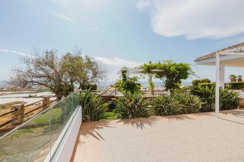 Foto eaf503f9-9f1f-42c8-b8fa-cf35ebfba41c. Casa  en venta , málaga en Urbanización Santa Rosa Torrox