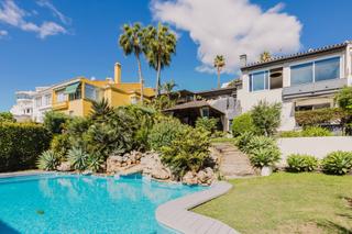 Casa a El Candado. Chalet en venta  el candado, málaga