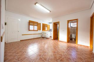 Maison à Desamparados - Hurchillo - Torremendo. Casa en venta  desamparados, alicante