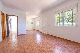 Maison à Desamparados - Hurchillo - Torremendo. Casa en venta  desamparados, alicante