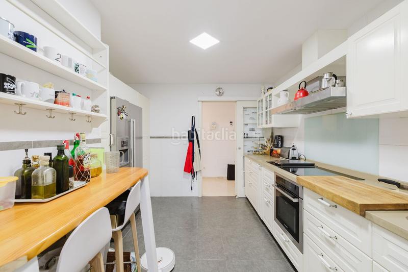 Foto 7d77dc43-11dc-40c3-bfa1-9d4e552eb9e9. Pis amb piscina a Diseminados Rincón de la Victoria