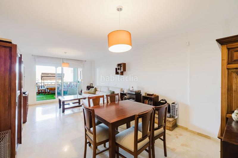 Foto fe2f8fee-1cfd-4d06-a1a2-520ff46fa4f4. Pis amb piscina a Diseminados Rincón de la Victoria