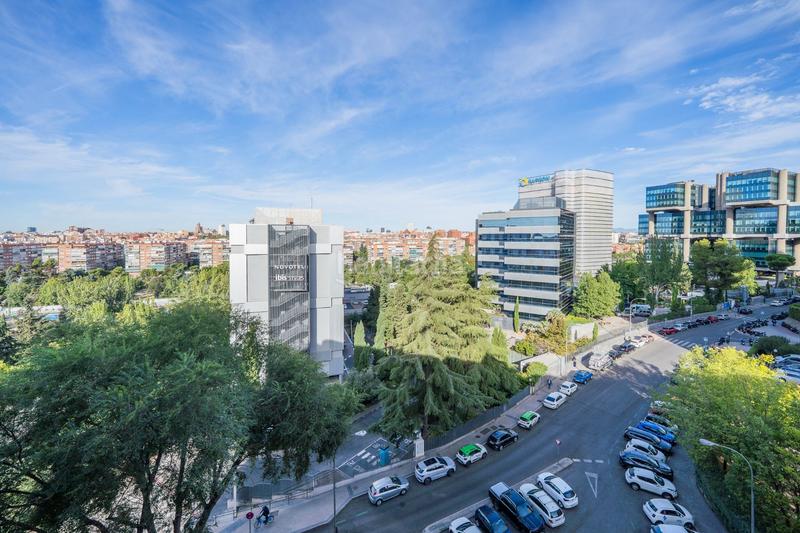 Foto f3a4e004-08df-44e6-97b8-f5dcbcd4e3f9. Appartement avec chauffage piscine dans San Pascual Madrid