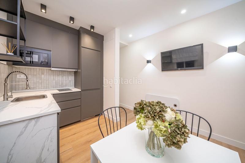 Foto 83e1a78c-3fac-48e5-8280-ce23040f491e. Piso  en venta nuevos ministeriosríos rosas en Madrid