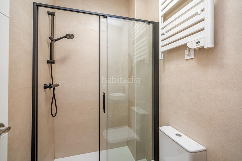 Foto c6b67a9b-bf41-4ef0-8743-d92ed837b242. Piso  en venta nuevos ministeriosríos rosas en Madrid