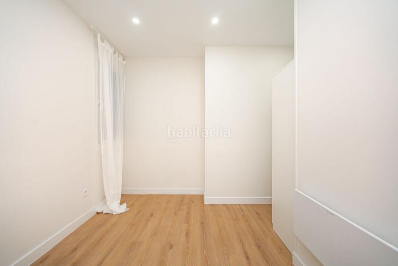 Foto fabe8a8e-5bb6-4eb7-86e8-fc521df15520. Piso  en venta nuevos ministeriosríos rosas en Madrid