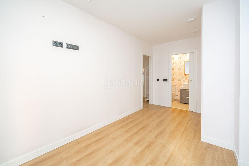 Foto 02c69f71-e8a1-4b90-8f6e-265c21dbf184. Pis amb calefacció piscina a Embajadores-Lavapiés Madrid