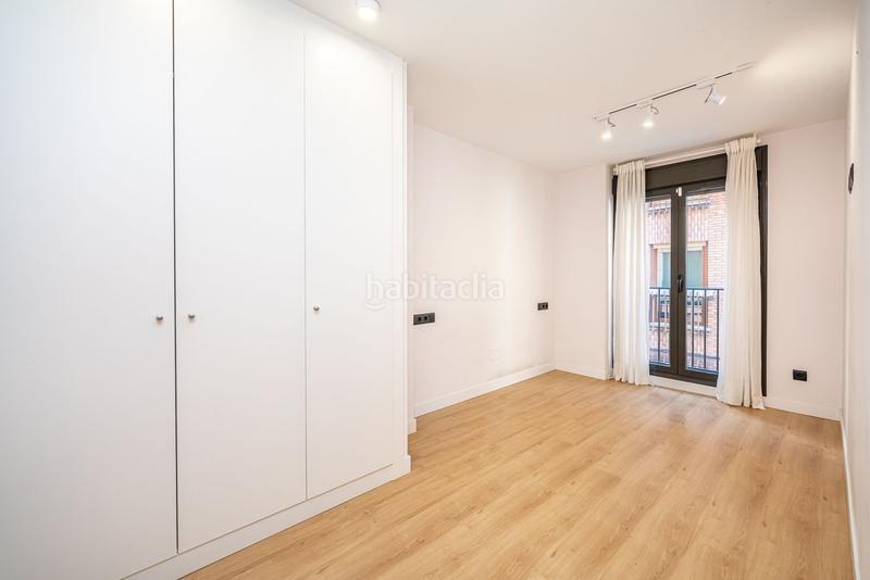 Foto 4544530d-eb99-4e8f-8f99-c427609aedc4. Pis amb calefacció piscina a Embajadores-Lavapiés Madrid