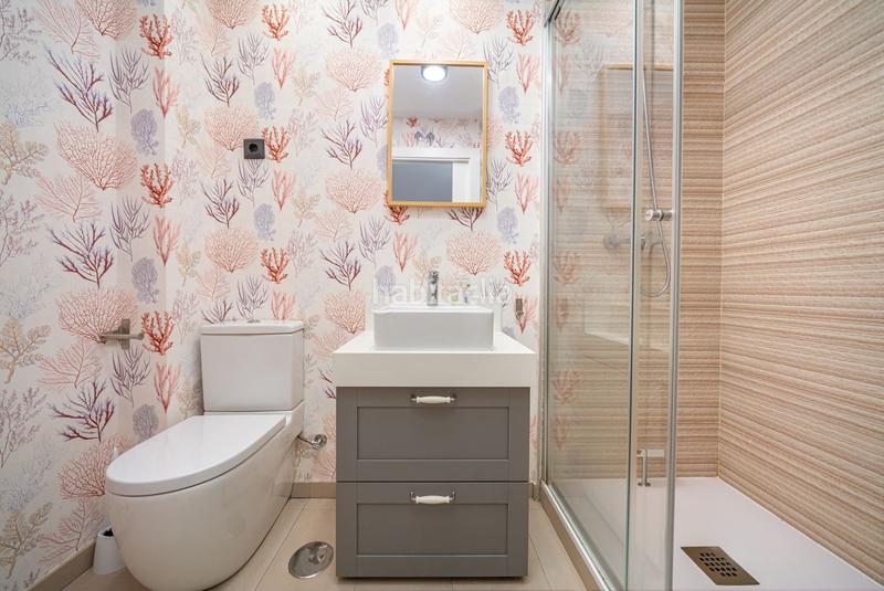 Foto b0f93aa6-13e5-4c6a-9cd8-f9f07621c0f9. Pis amb calefacció piscina a Embajadores-Lavapiés Madrid