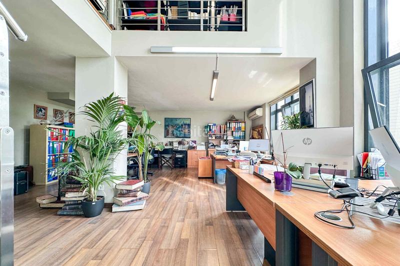 Foto 4737c8ed-4b73-43ad-8f37-81ce56f95cf4. Office space with heating in Sanchinarro Madrid