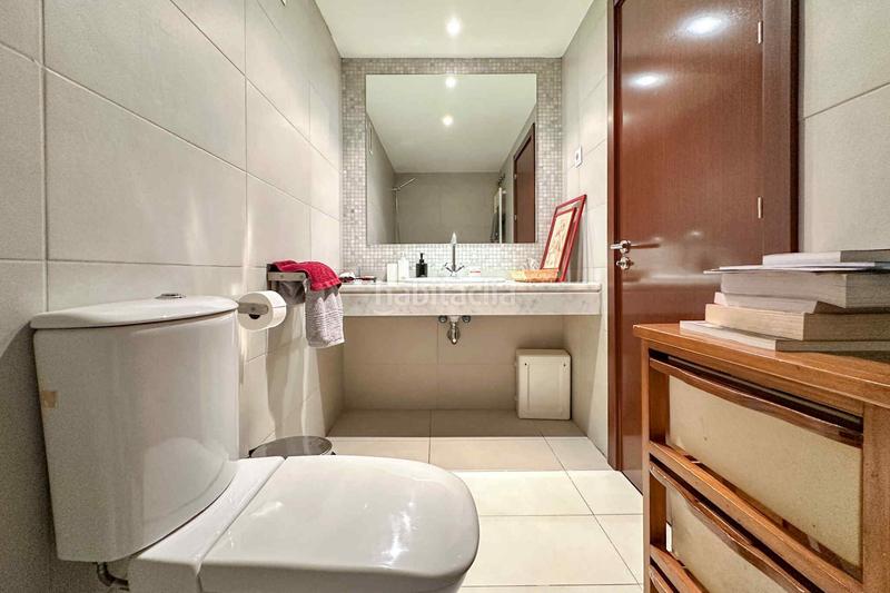 Foto 7f412ea8-be0c-4448-8af8-37b8fbb46bed. Office space with heating in Sanchinarro Madrid