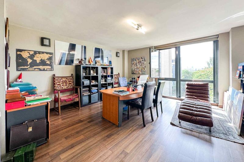 Foto 903c10e1-76fa-470c-a1bf-ffe66d6f3c6e. Office space with heating in Sanchinarro Madrid