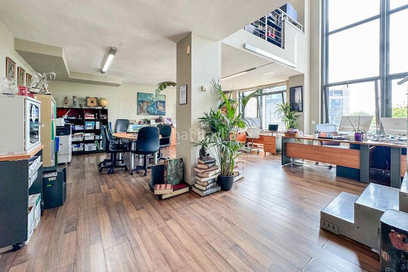 Foto ab15c54a-aa21-4eba-bc0c-e89d5709ad82. Office space with heating in Sanchinarro Madrid