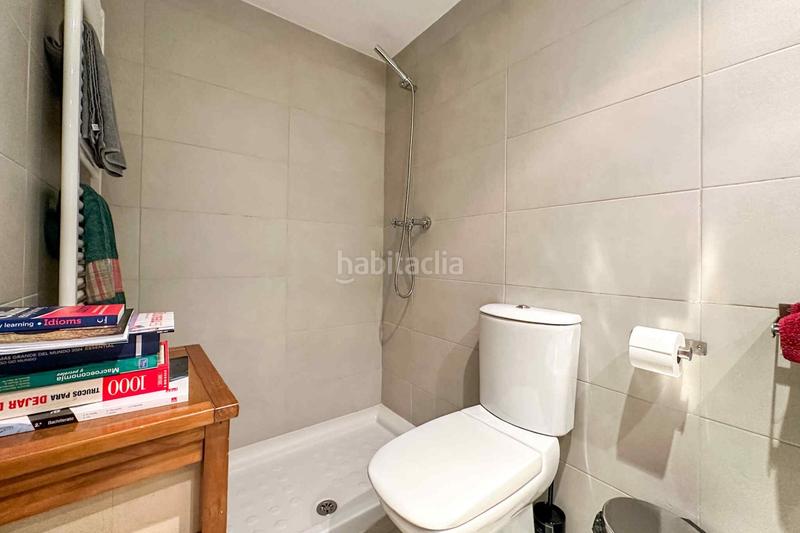 Foto f352b6c1-c0e1-4b0c-a0fa-8411110bdf9d. Office space with heating in Sanchinarro Madrid