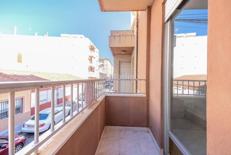 Foto d3f5e6b8-3a05-4001-a383-03250d049454. Piso  en venta en Las Piscinas Naturales Torrevieja