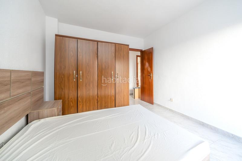 Foto ea07bfba-3b5d-45e5-aebd-72b920489964. Piso  en venta en Las Piscinas Naturales Torrevieja