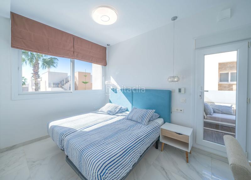 Foto 29b92036-9803-43c2-9191-3701c5750883. Casa  en venta , alicante en Zona los Frutales Torrevieja