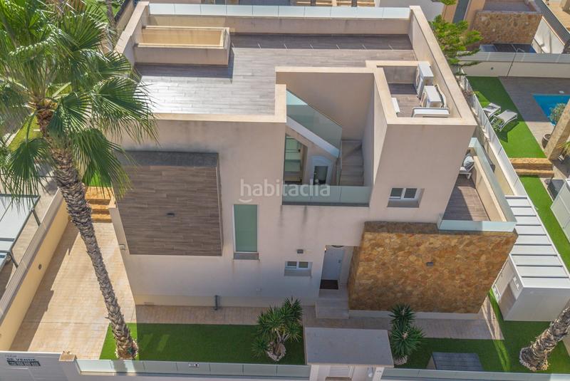 Foto 3a268c00-1c21-4cd9-a484-62156b9c426a. Casa  en venta , alicante en Zona los Frutales Torrevieja