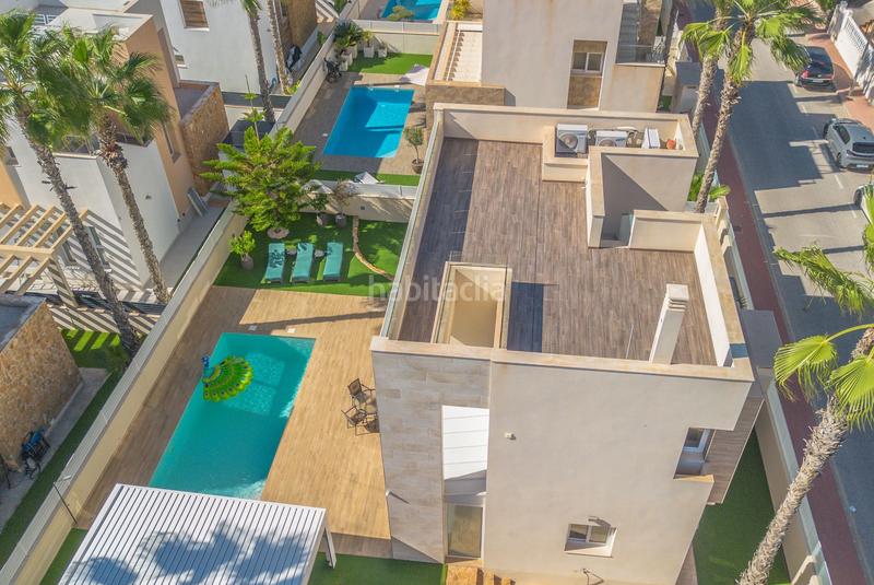 Foto 889a7575-358c-4ae2-9bd1-405233df3a97. Casa  en venta , alicante en Zona los Frutales Torrevieja