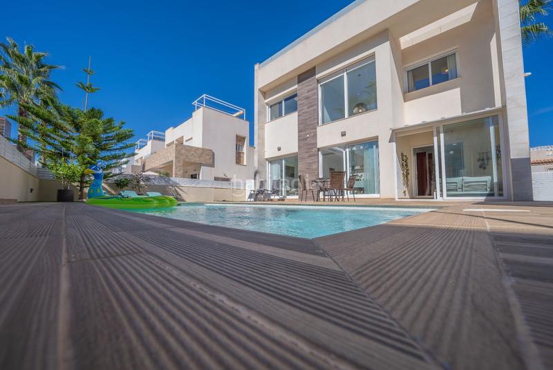 Foto e5d3c20e-3976-47e2-b7b8-9471e01cab36. Casa  en venta , alicante en Zona los Frutales Torrevieja