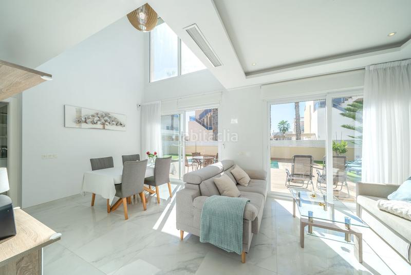 Foto f65abcbb-00b3-4e88-97d5-2f443d106230. Casa  en venta , alicante en Zona los Frutales Torrevieja