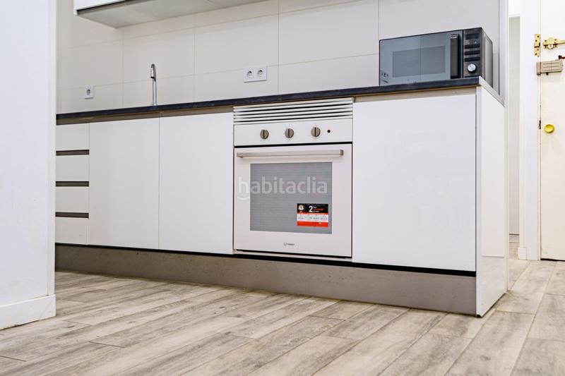 Foto 550fa86c-cfb6-40e9-9425-e823690615f6. Pis amb calefacció a Pacífico Madrid