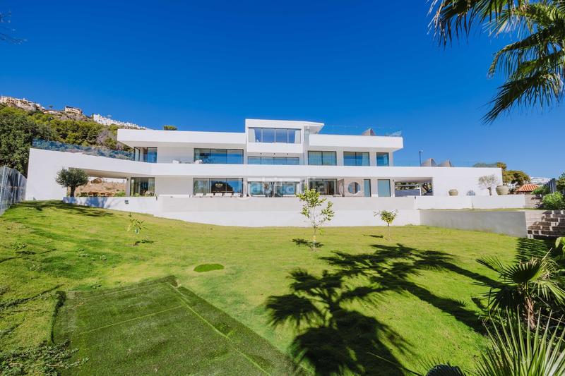 Foto 0489cda9-ed76-48b9-8bf8-93c810362f1a. Casa con riscaldamento piscina in La Capellanía - El Higuerón Benalmádena