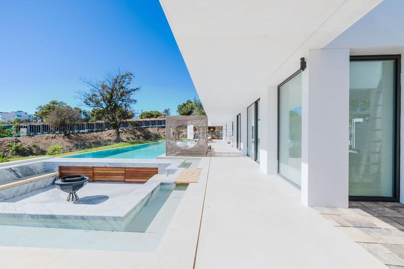 Foto af8ea626-b802-4a0d-b05f-9f5d9fb12219. Casa con riscaldamento piscina in La Capellanía - El Higuerón Benalmádena