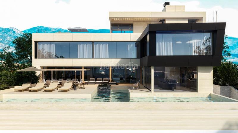 Foto d08d8a83-3c33-4fe9-8b73-6d8590d4ca7e. Casa amb piscina a Torremuelle Benalmádena