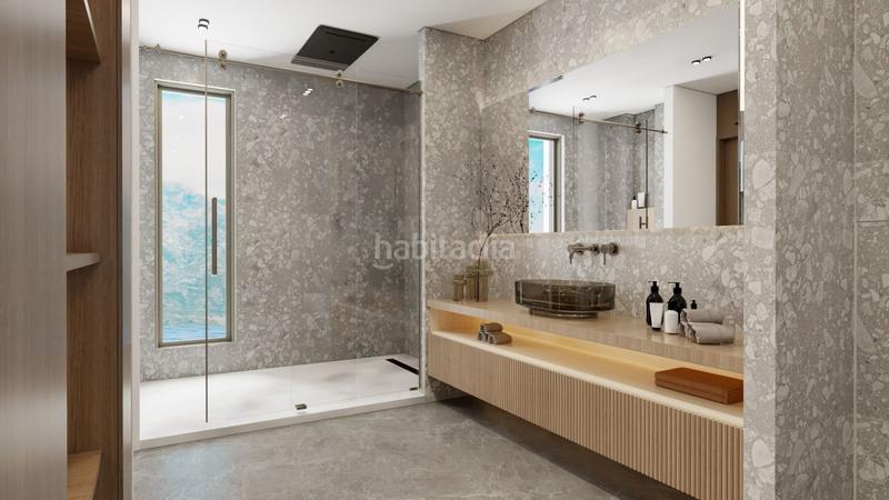 Foto fde12497-bc68-4866-972b-fb03eee3bc7f. Casa amb piscina a Torremuelle Benalmádena