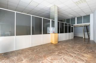 Locale commerciale in L´Hort de Senabre