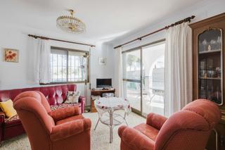 Maison à Pinos de Alhaurín. Villa en venta  alhaurín de la torre